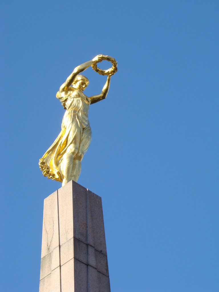 Lady in Gold